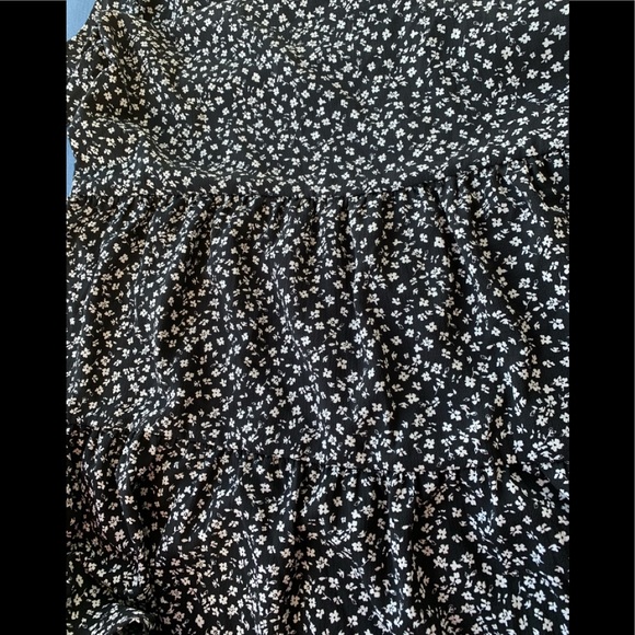 H&M Divided Floral Black Dress - Picture 7 of 10